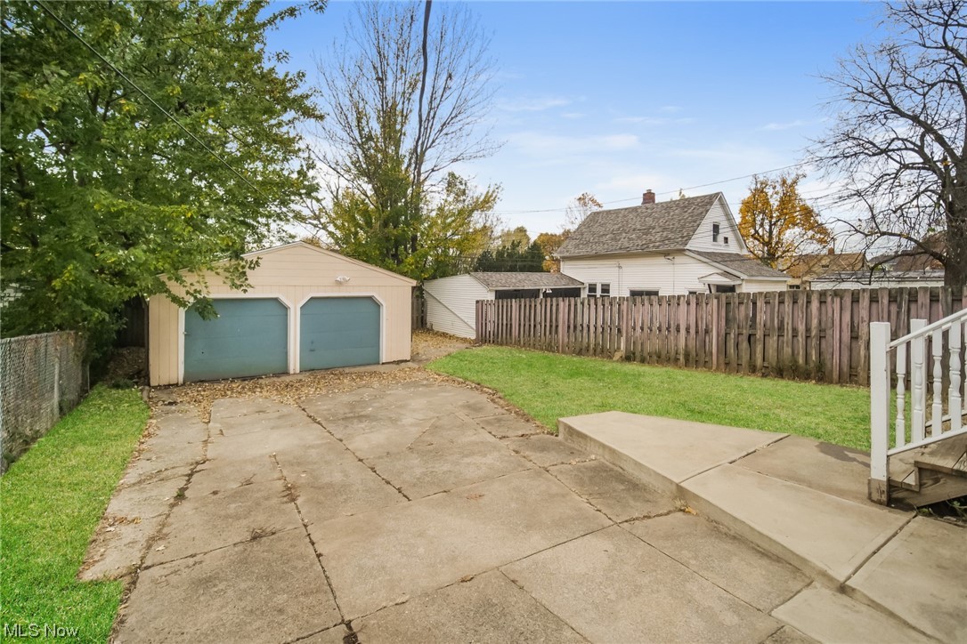 Garfield Pkwy - Residential Income