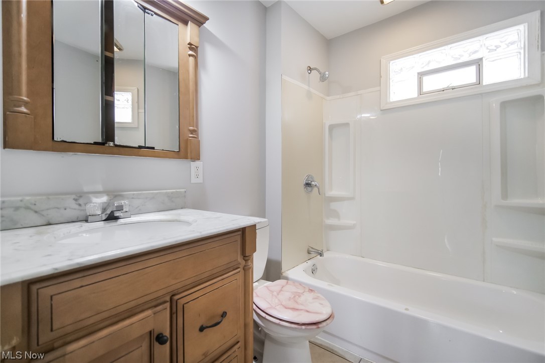 Garfield Pkwy - Residential Income