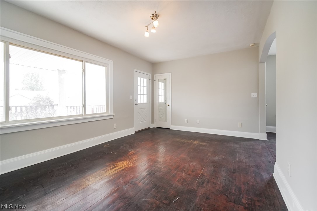 Garfield Pkwy - Residential Income