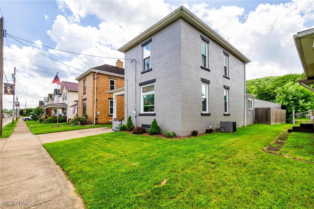 719 N 3rd Street