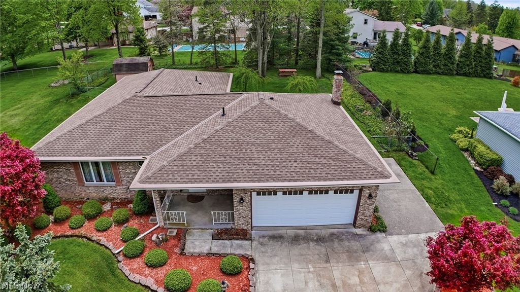 Photo of 9841 Applewood Drive, North Royalton, OH 44133 (MLS # 5205824)