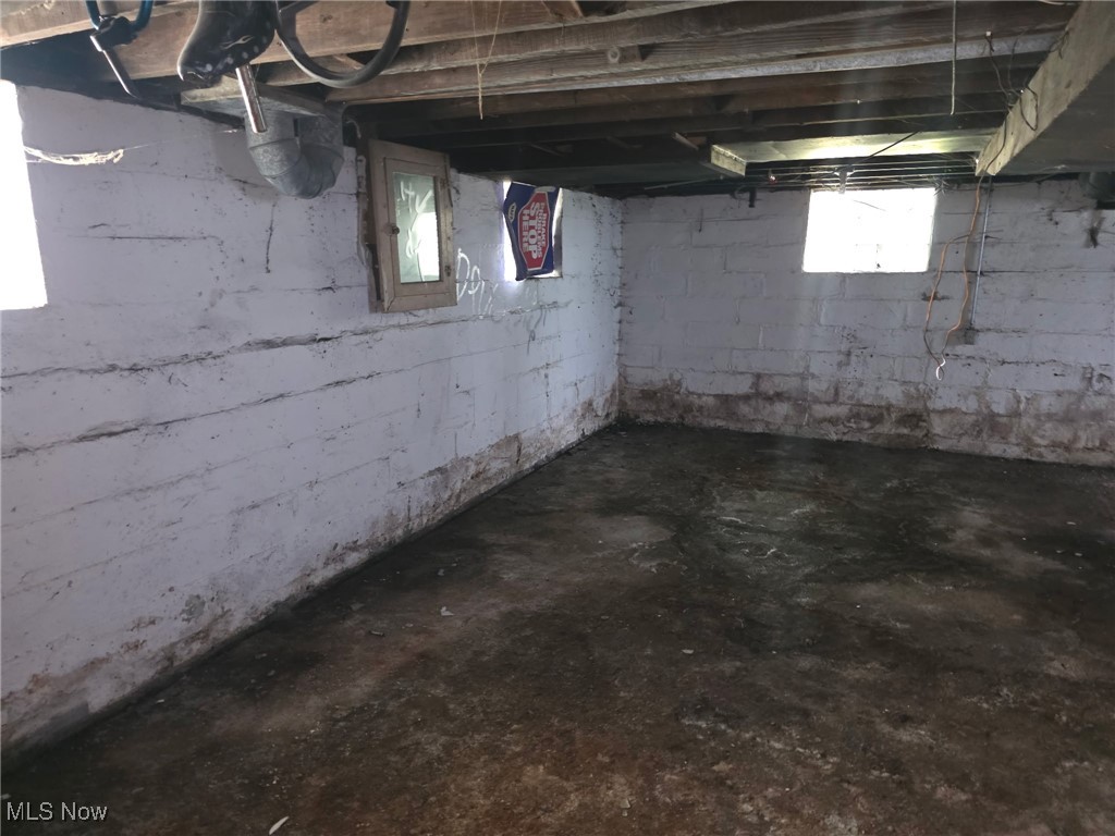 1119 W 11th Street, Lorain, Ohio image 36