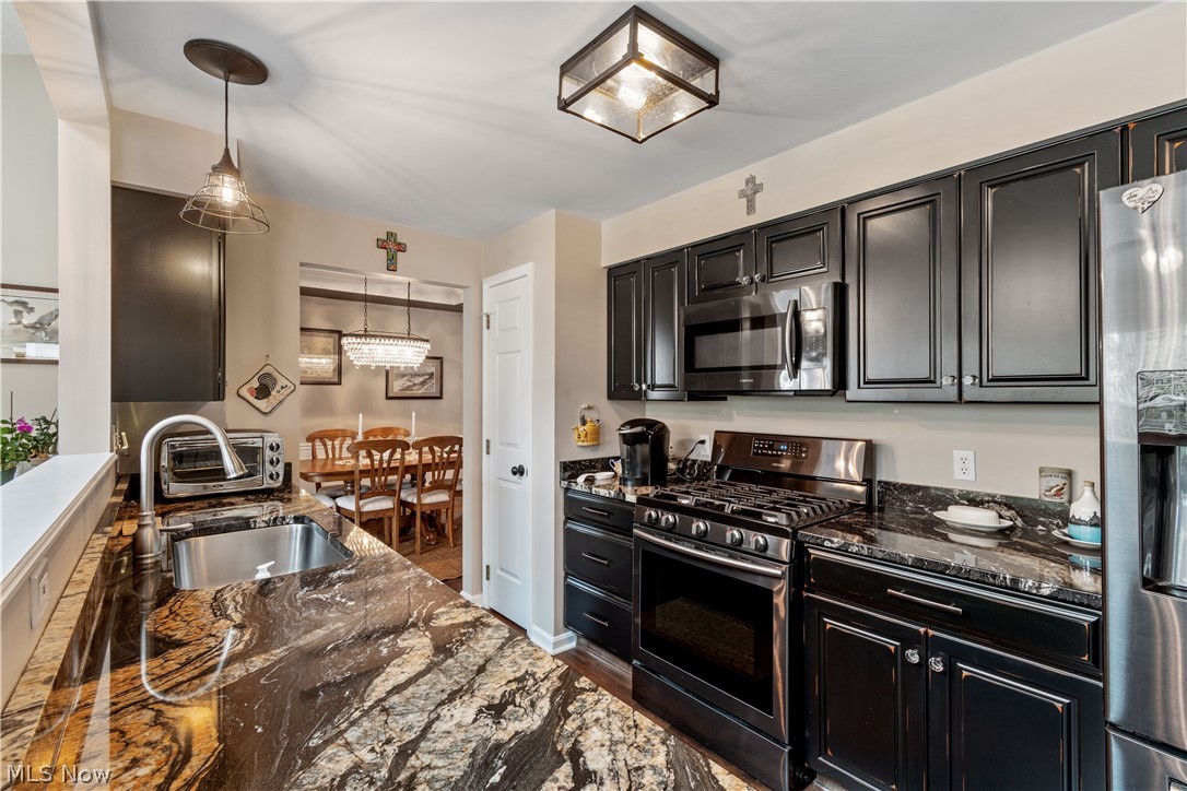 Stonecreek Diminiums - Residential