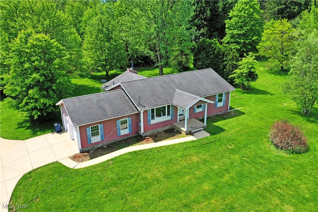 5990 Stewart Sharon Road, Hubbard, Ohio image 2
