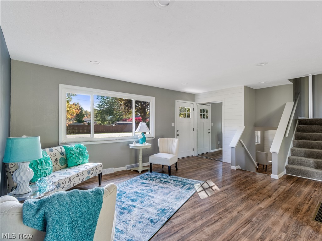 Jamestown Village - Residential