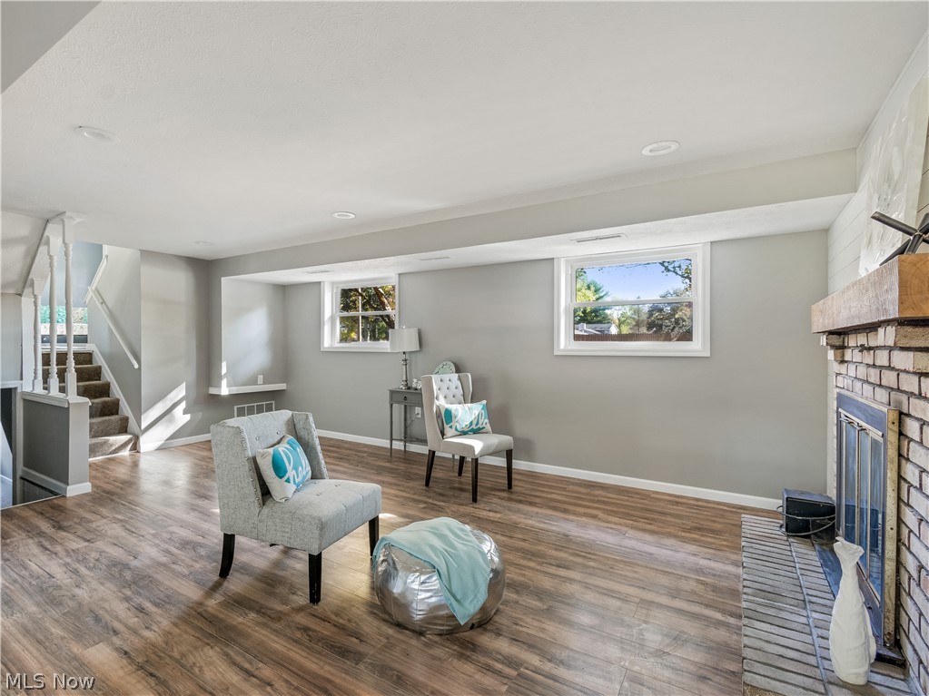 Jamestown Village - Residential