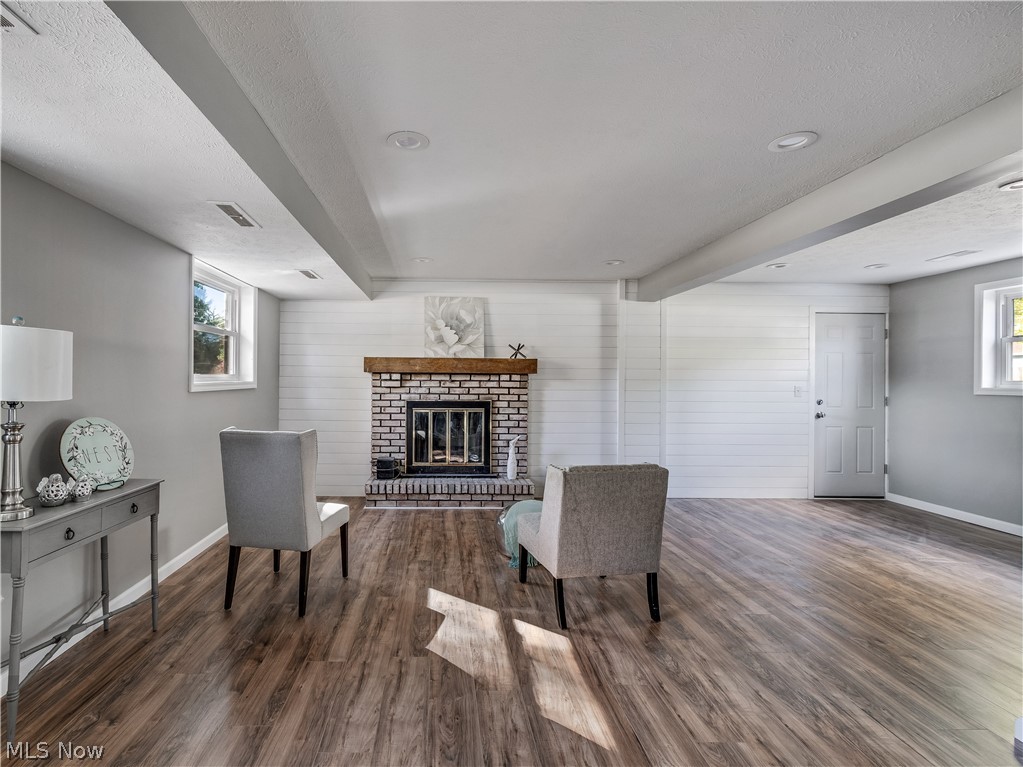 Jamestown Village - Residential