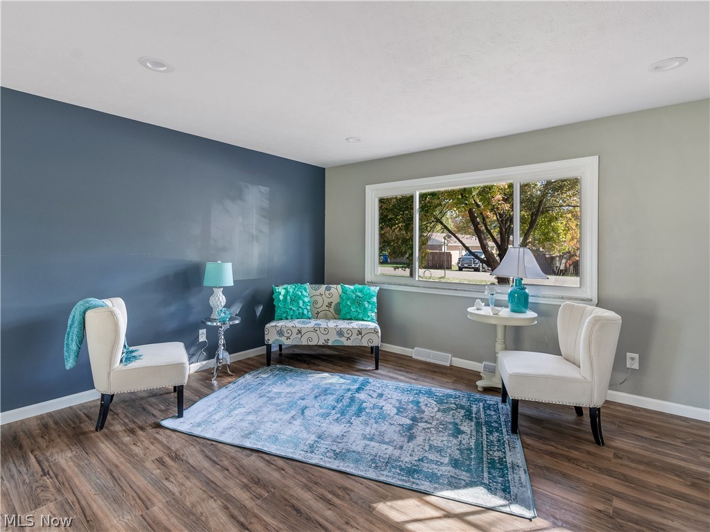 Jamestown Village - Residential