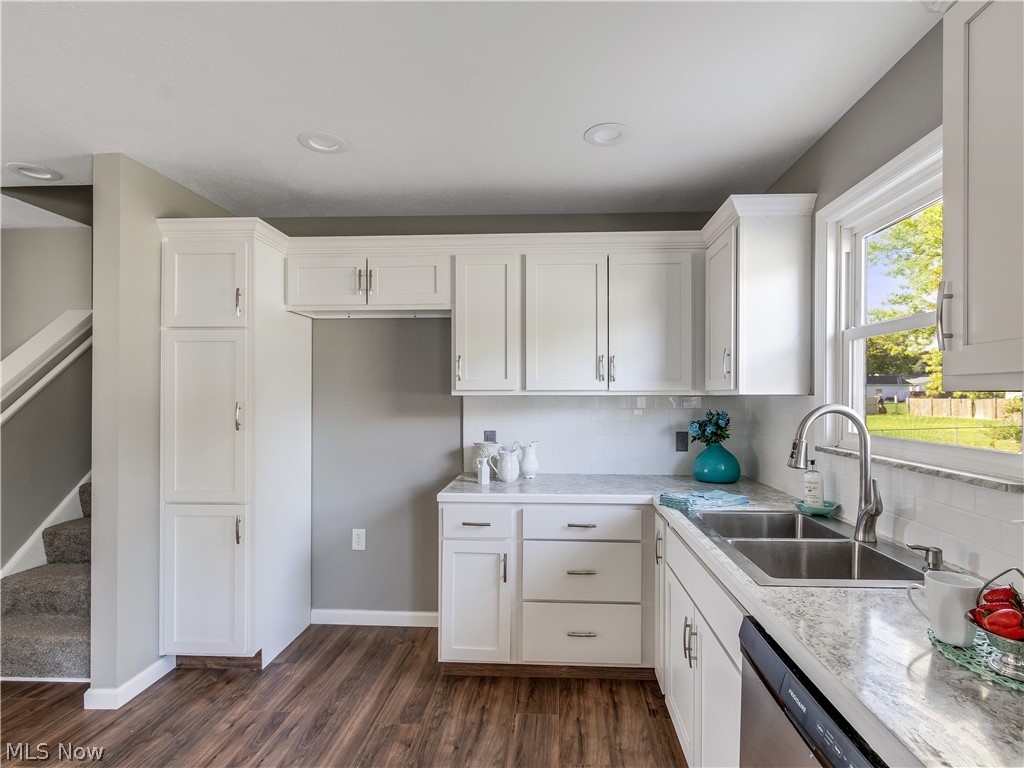 Jamestown Village - Residential