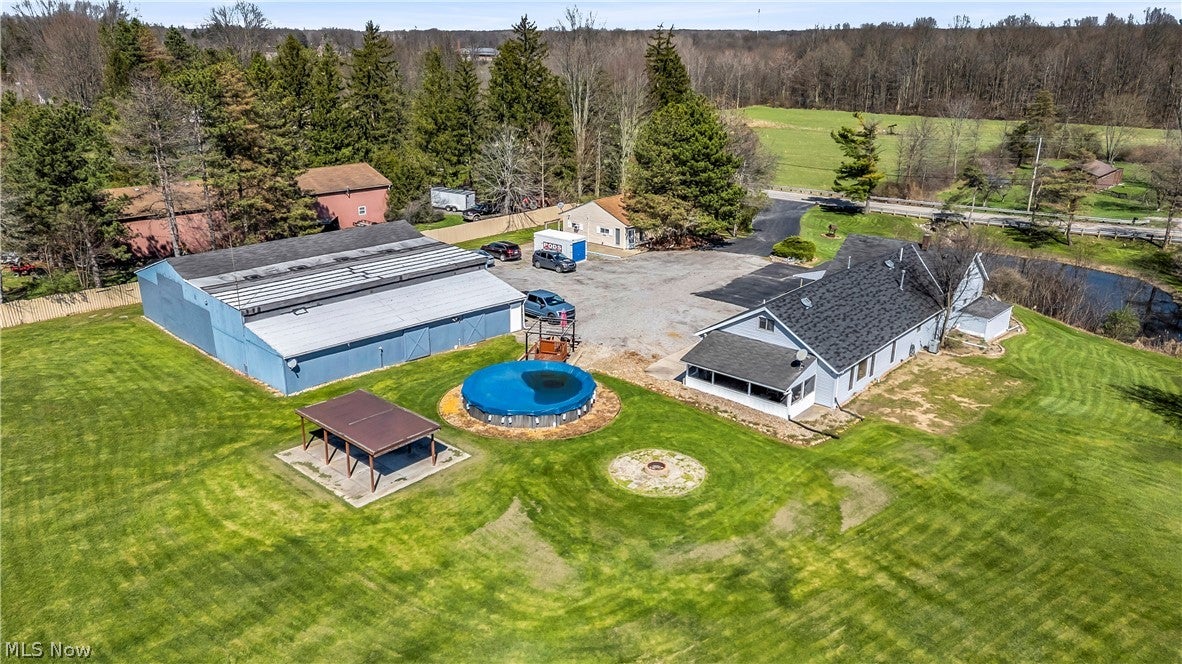 15064 W River Road