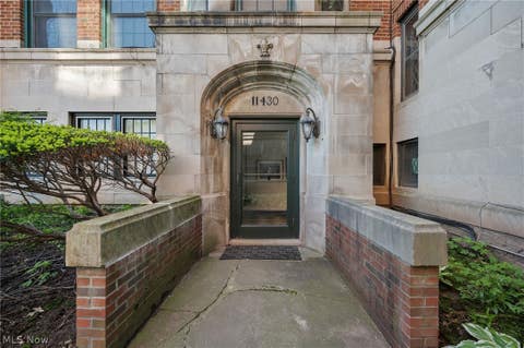 Tiny photo for 11430 Cedar Glen Parkway #B5, Cleveland, OH 44106 (MLS # 5239559)