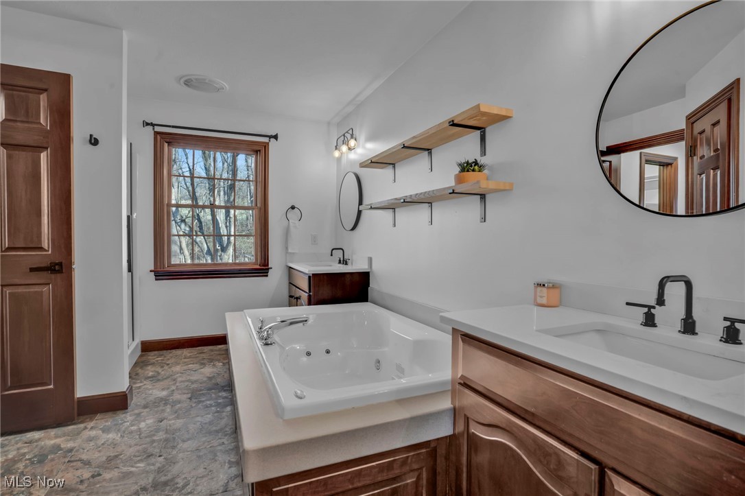 8756 Private Road 343, Millersburg, Ohio image 20