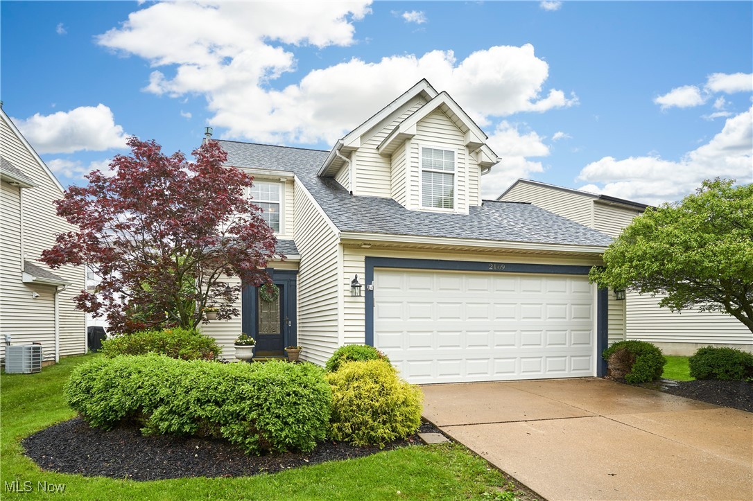 2169 Stonehenge Circle, Akron, Ohio image 1
