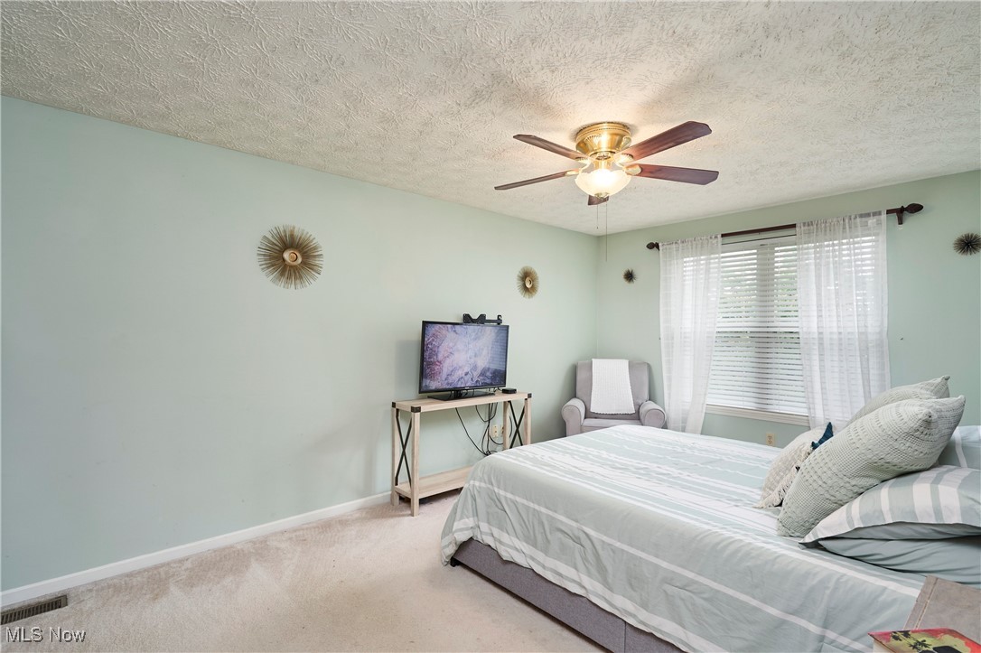 2169 Stonehenge Circle, Akron, Ohio image 18