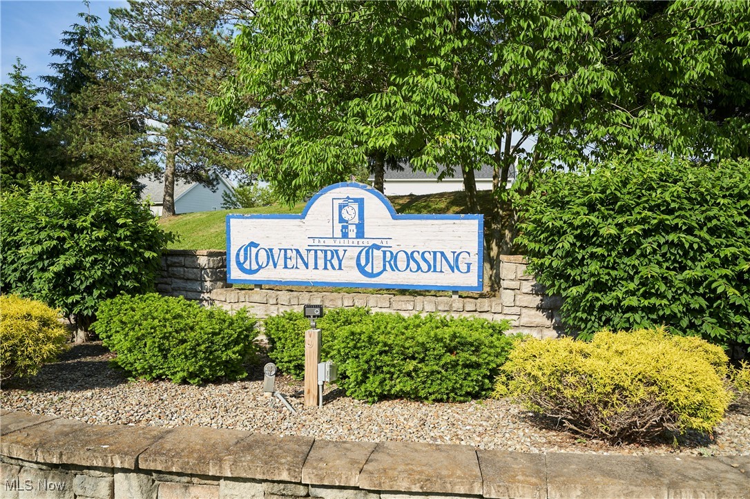 2169 Stonehenge Circle, Akron, Ohio image 2
