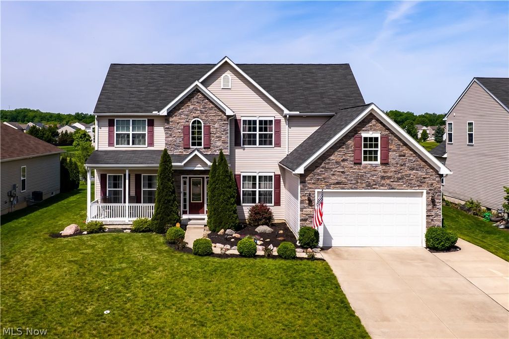 Photo of 9020 Ichabod Drive, North Ridgeville, OH 44039 (MLS # 5214122)