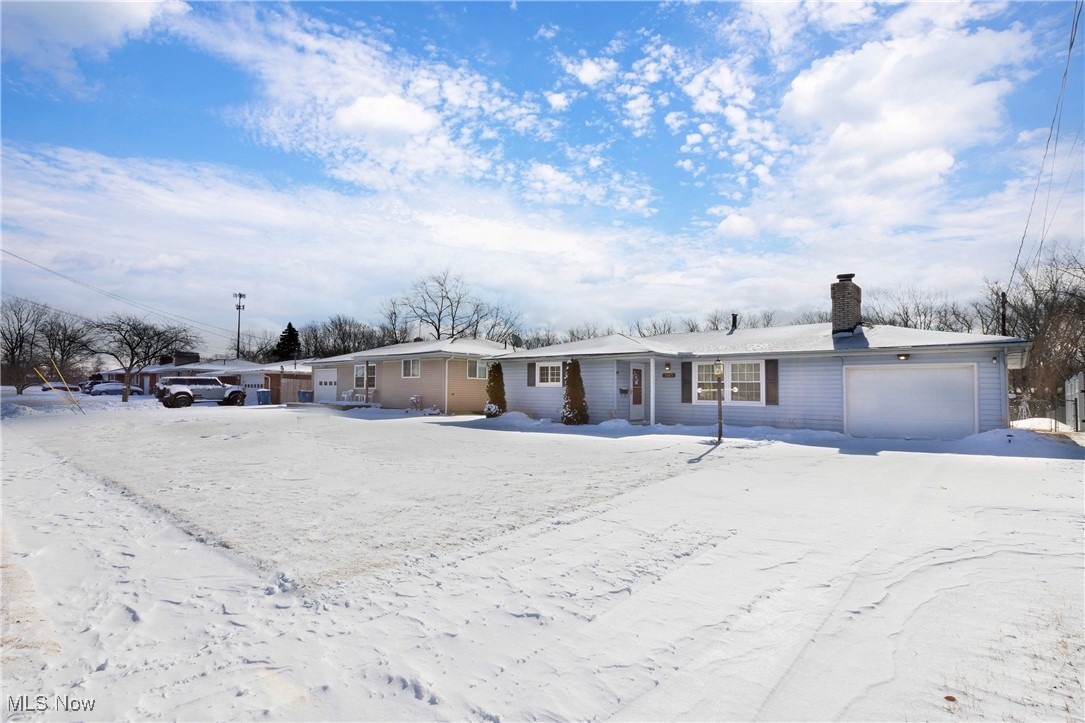 3803 S Hogan Drive, Lorain, Ohio image 3