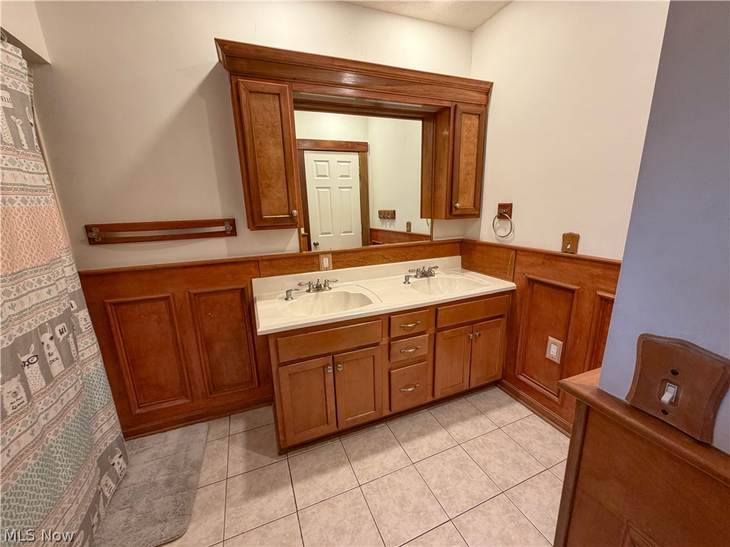 Hill Realty Co - Residential