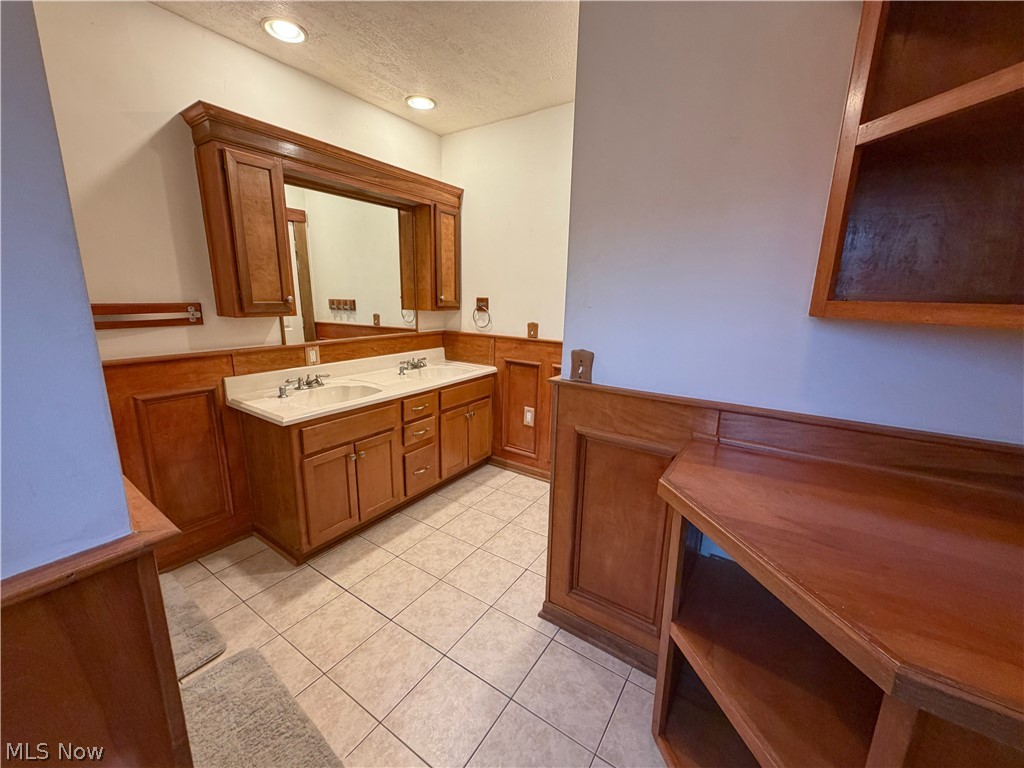 Hill Realty Co - Residential