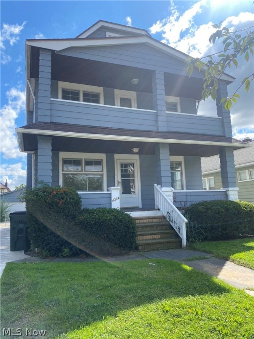 This is a fantastic opportunity to live in beautiful Newburgh Heights.  The local community hear takes pride in their properties and you can take pride in this available rental property too. 

This is a two bedroom, one bathroom home that has fresh paint and new floors.  This is a duplex property, so you'll share the garage with your other tenant.  Both units are currently available.  There is a shared basement with extra storage locker. 

PLEASE READ: 
Tenant must have 550+ credit score 
No sexual, drug or violent related criminal convictions 
No previous evictions in last five years 
No section 8 
No pets 
Verifiable income over $2,250

$50 TENANT PAID BACKGROUND SEARCH