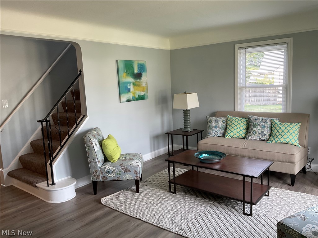 M J Mixs - Residential