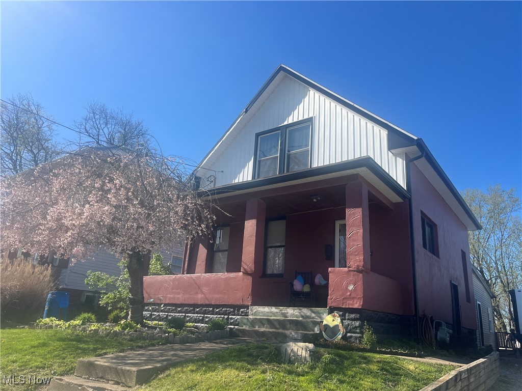 1641 Sharon Avenue, Zanesville, Ohio image 1