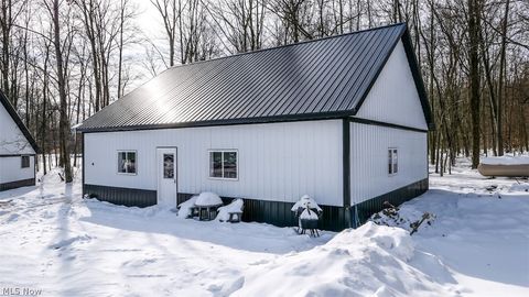 Homes For Sale - 7561 Rockwood Road<br/> Ashtabula County, Windsor, OH 44099