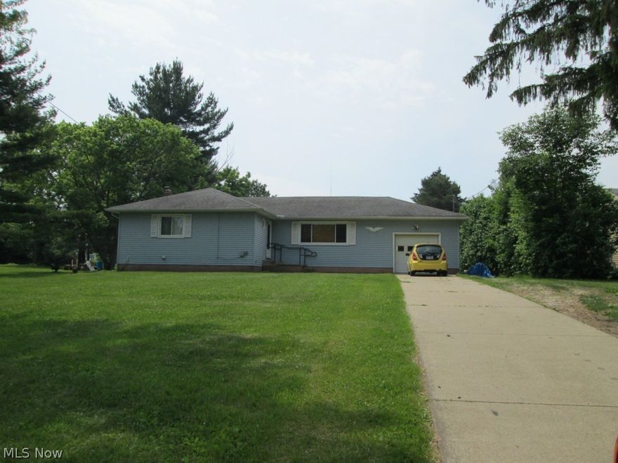 Current owner inherited house, never lived in home.  Spacious ranch on 1/2 acre lot. Have receipts from previous owner doing the following. 2011-A/C with 10 yr warranty, Range '09, Bathroom remodel 2010, kitchen cabinets '98, washer '09, sump pump '2014, kitchen faucet '2015. Flooring 2010.  Process of getting a new septic system.  Glass block windows, newer furnace (clean and checked 2015)