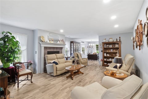 Tiny photo for 310 Bridgewater Lane, Chardon, OH 44024 (MLS # 5255574)