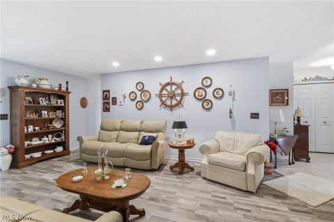 Tiny photo for 310 Bridgewater Lane, Chardon, OH 44024 (MLS # 5255574)