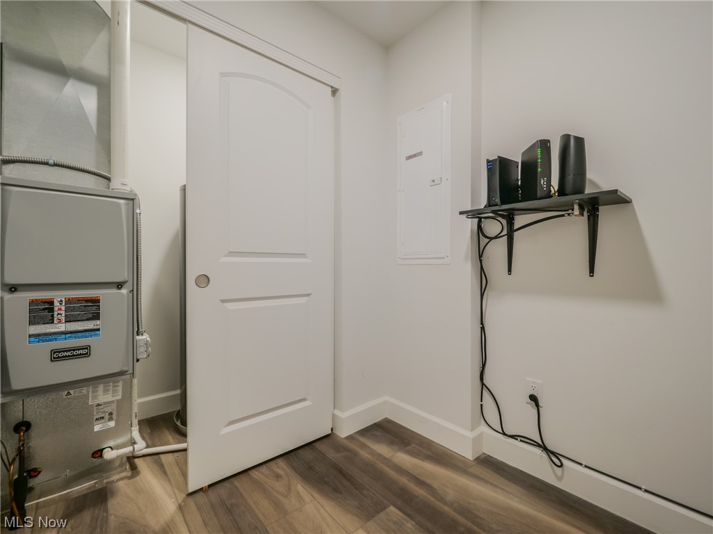 Brentwood Village 03/R Dvoraks - Residential