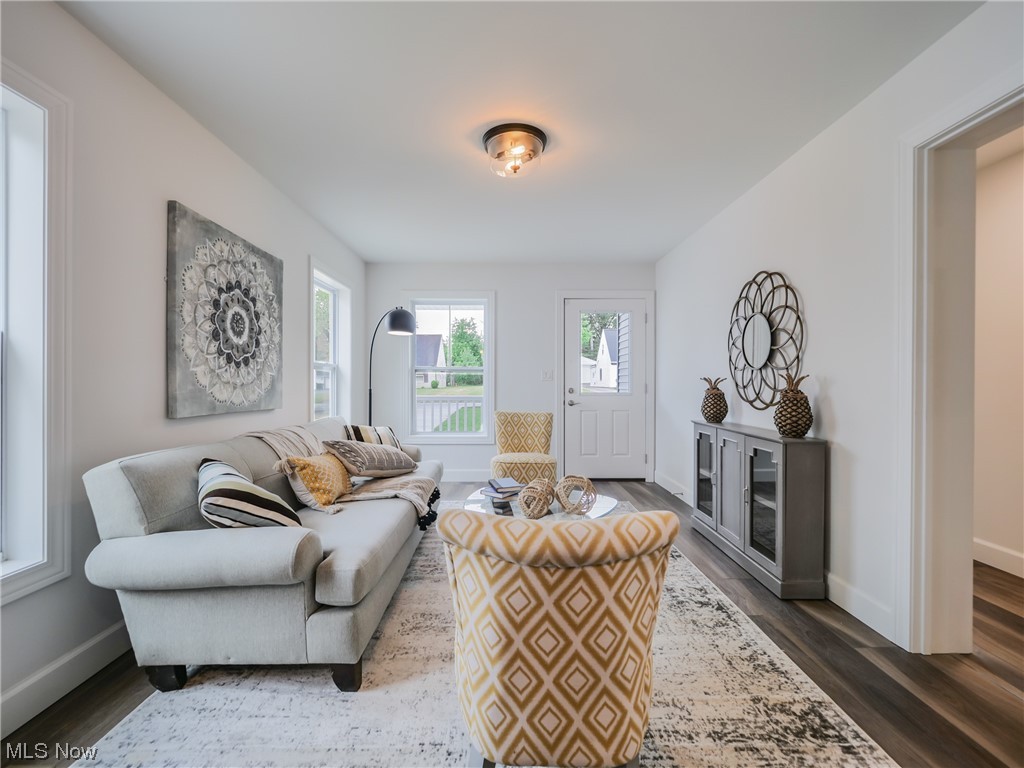 Brentwood Village 03/R Dvoraks - Residential