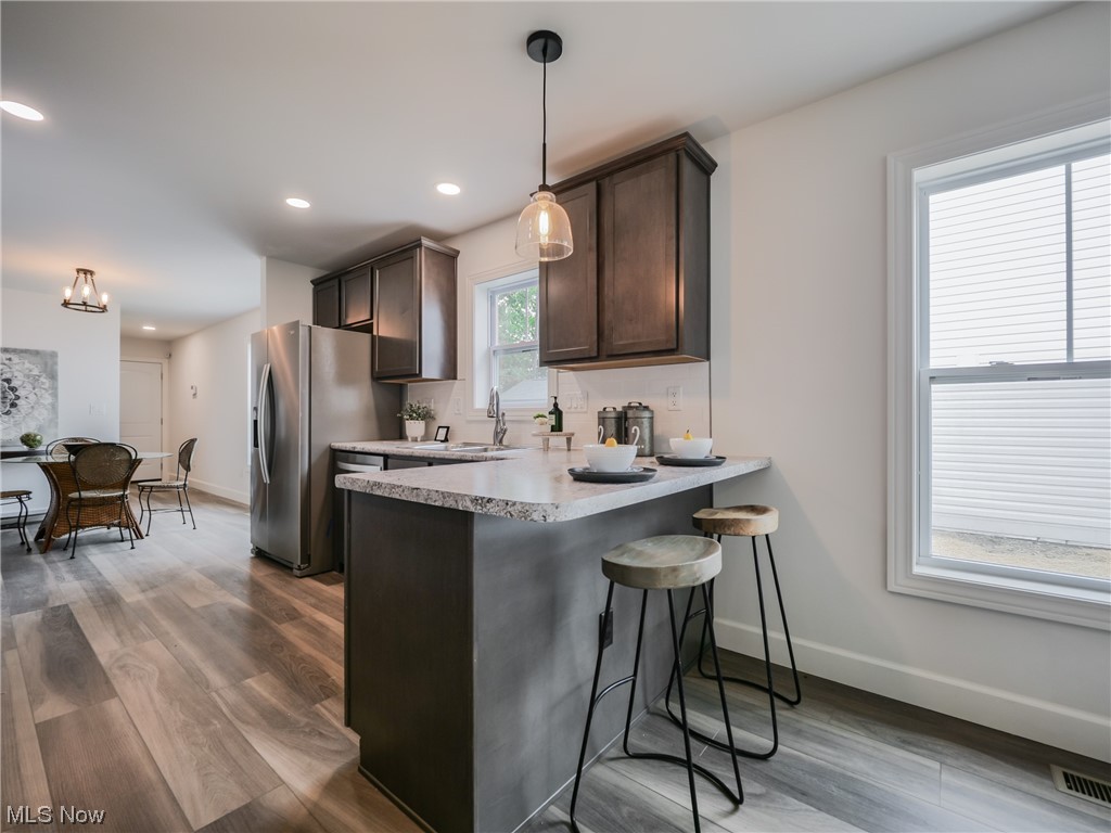 Brentwood Village 03/R Dvoraks - Residential