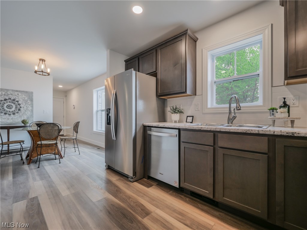 Brentwood Village 03/R Dvoraks - Residential