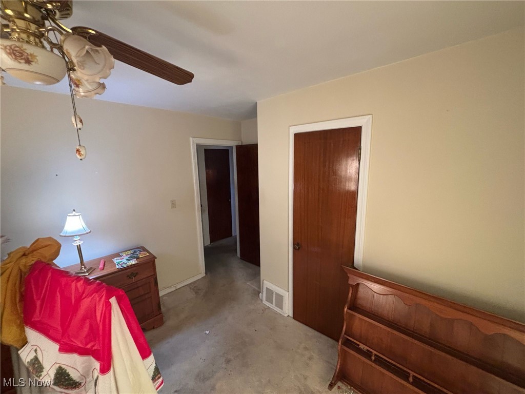 1055 Whittier Avenue, Akron, Ohio image 10