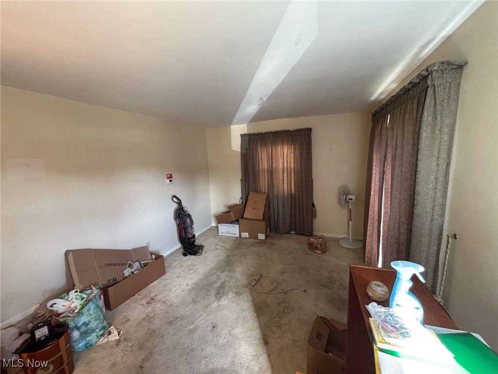 1055 Whittier Avenue, Akron, Ohio image 15
