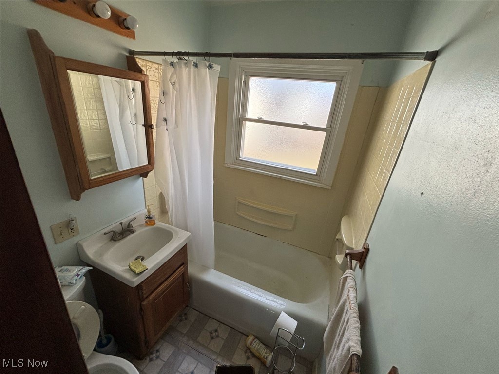 1055 Whittier Avenue, Akron, Ohio image 14