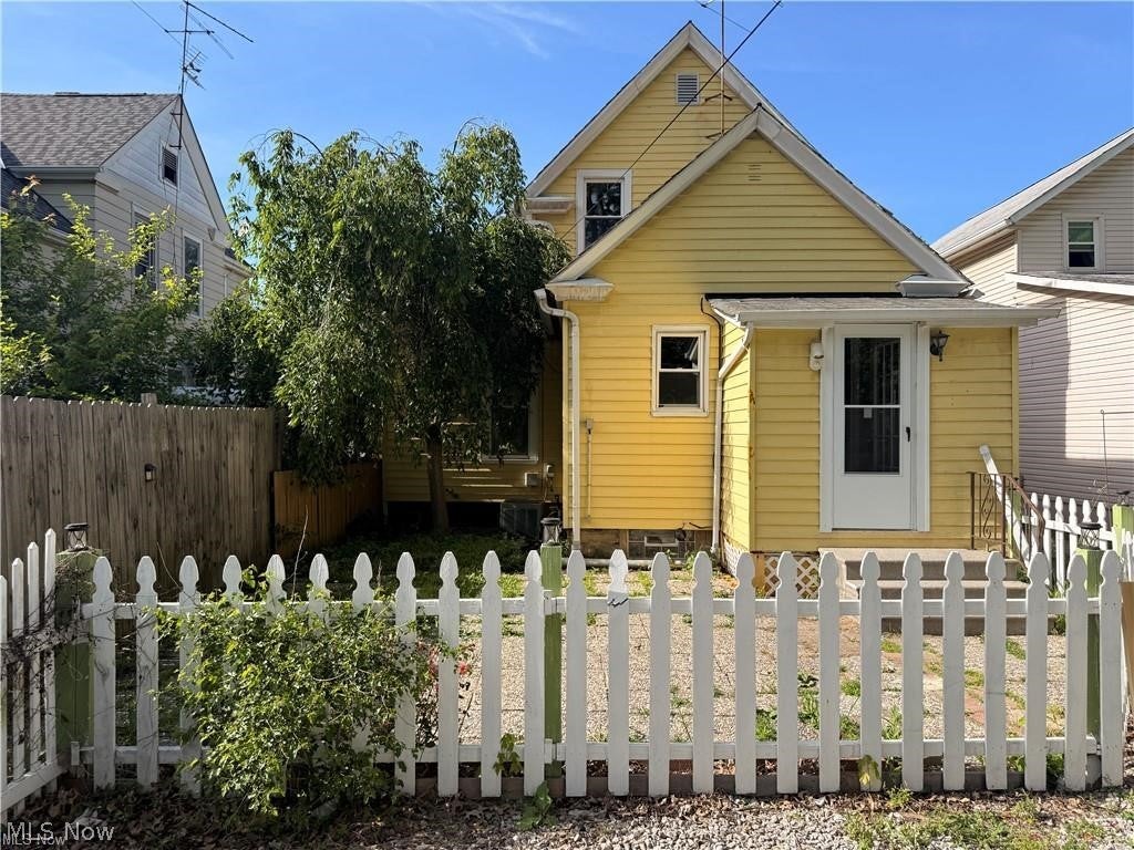 339 Columbus Street