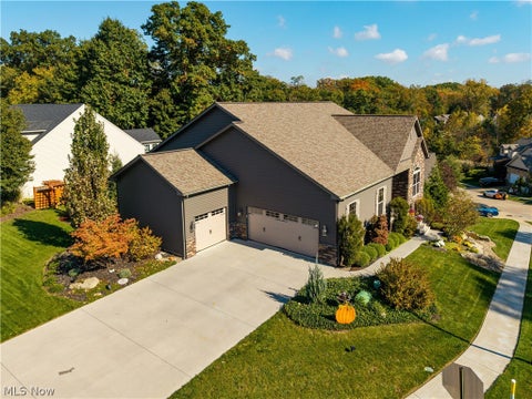 Tiny photo for 802 Shadow Creek Trail, Amherst, OH 44001 (MLS # 5255194)