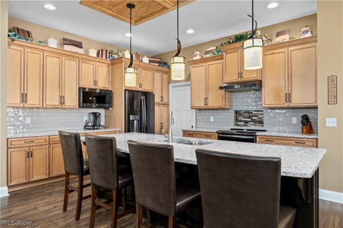 Tiny photo for 802 Shadow Creek Trail, Amherst, OH 44001 (MLS # 5255194)