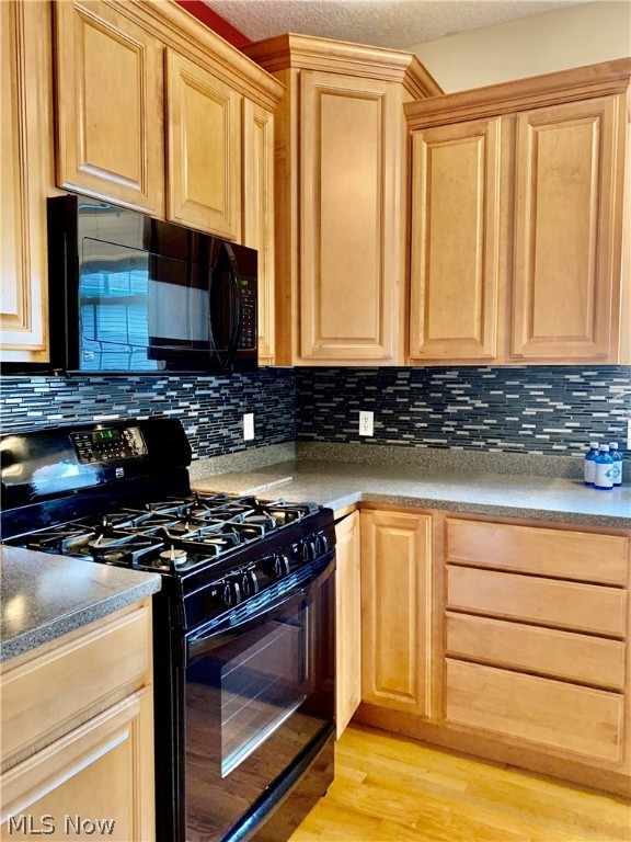 Laurel Woods - Residential Lease