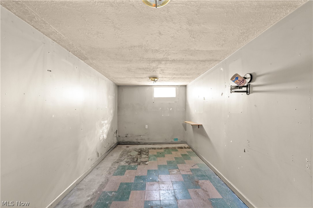 Miles-Hlnds Allotment - Residential