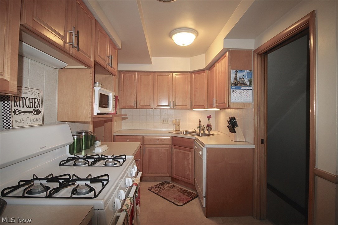 Forest Hill 20-A - Residential