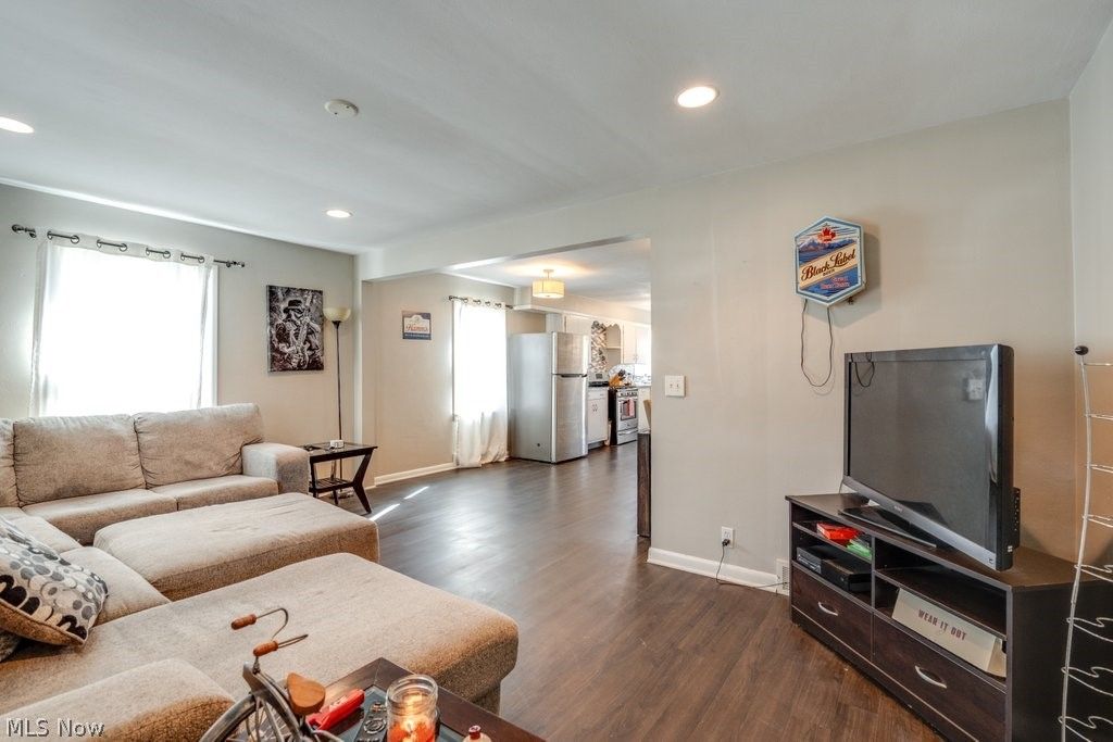 Photo of 6276 Apple Street, Louisville, OH 44641 (MLS # 5188261)