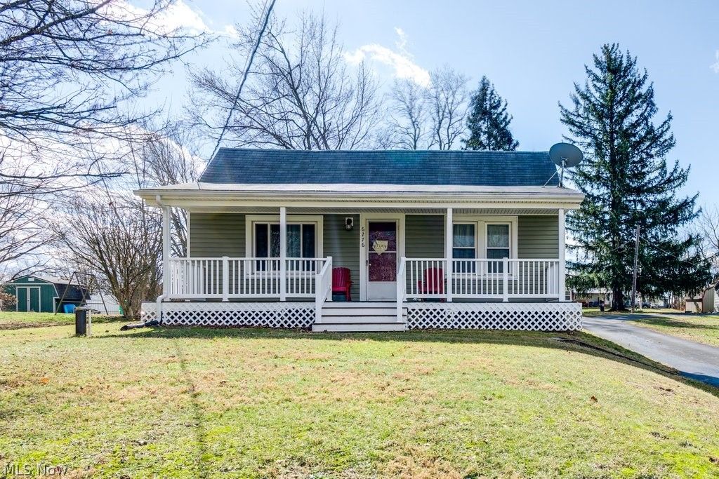 Photo of 6276 Apple Street, Louisville, OH 44641 (MLS # 5188261)