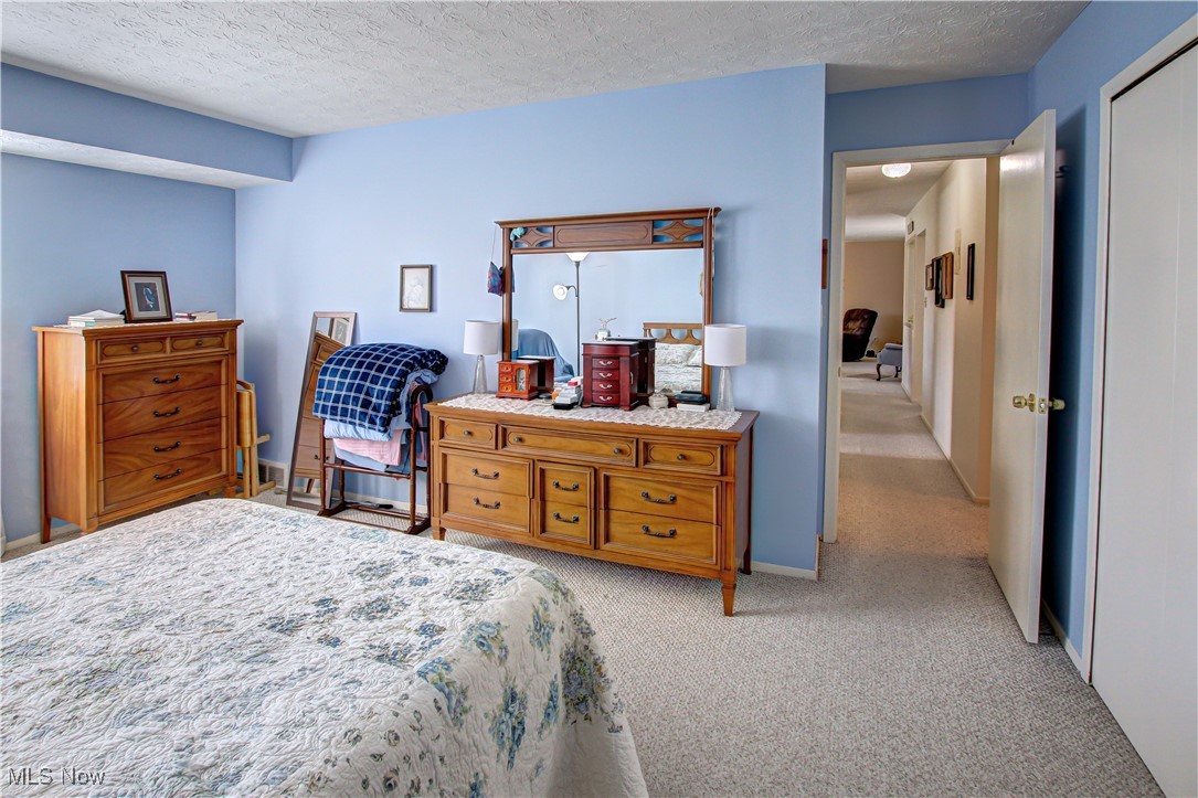 2917 N Bay Drive #M15, Westlake, Ohio image 20