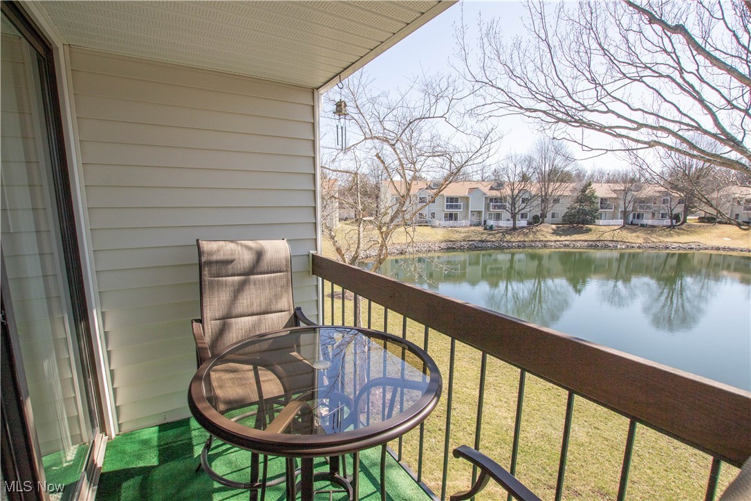 2917 N Bay Drive #M15, Westlake, Ohio image 28
