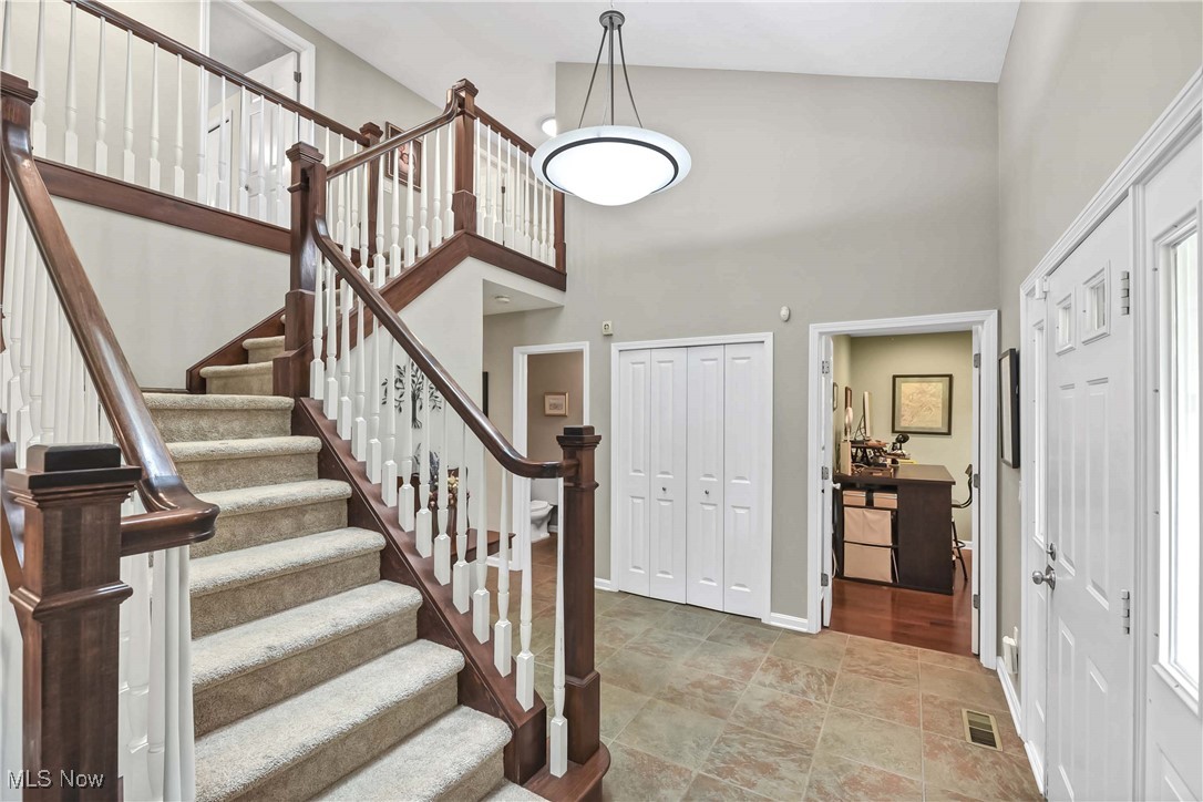 236 Seaward Way, Avon Lake, Ohio image 7