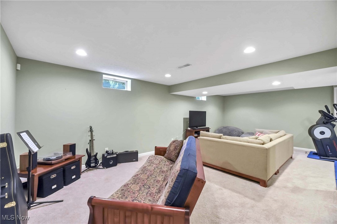 236 Seaward Way, Avon Lake, Ohio image 32