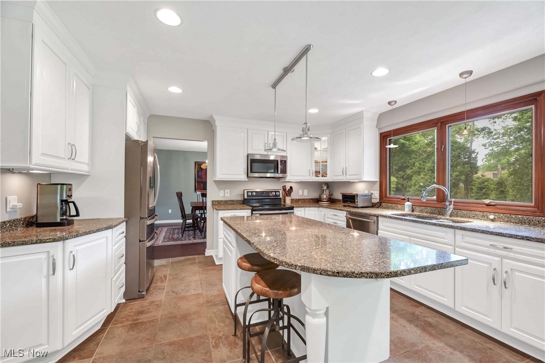 236 Seaward Way, Avon Lake, Ohio image 15